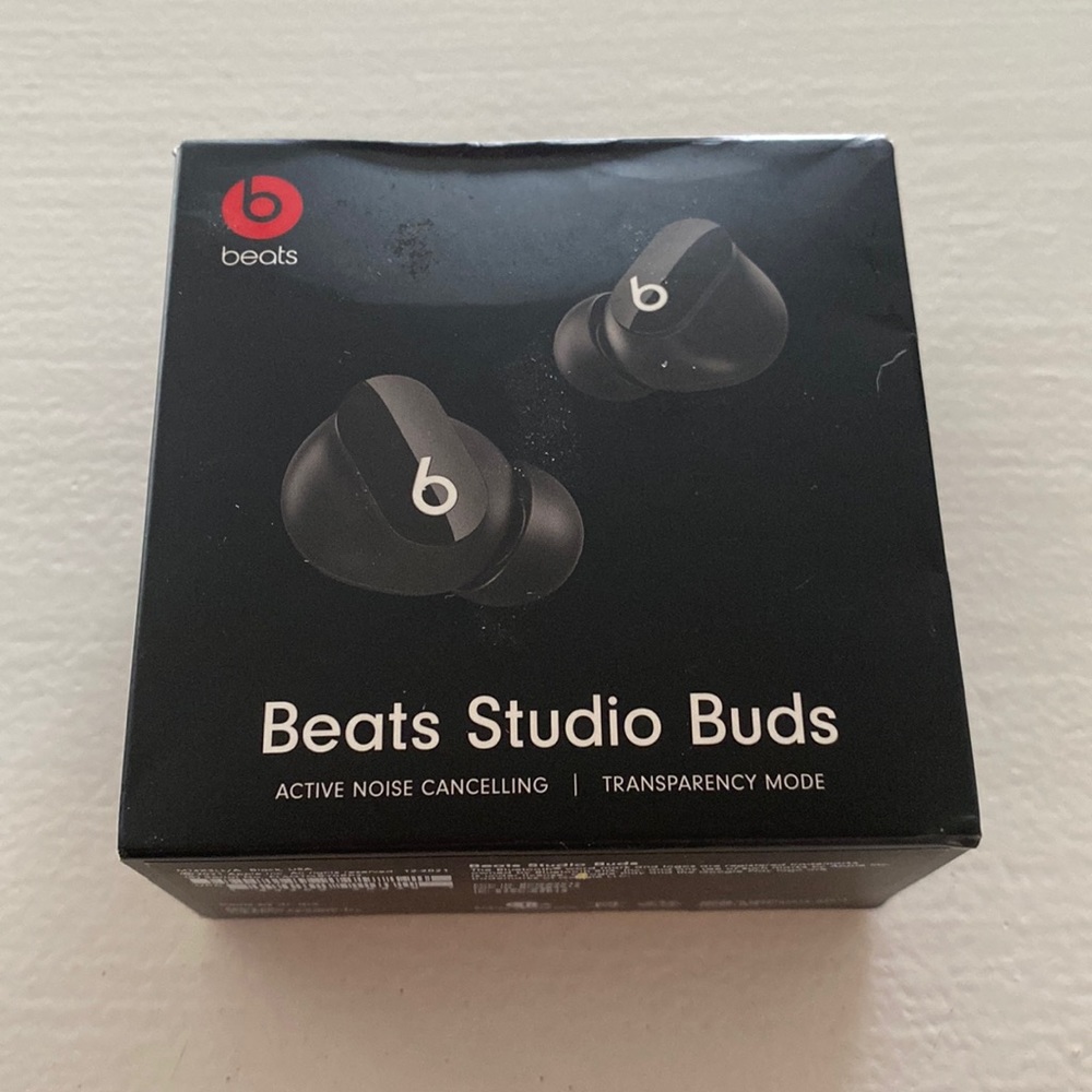 Beats Studio Buds NWT